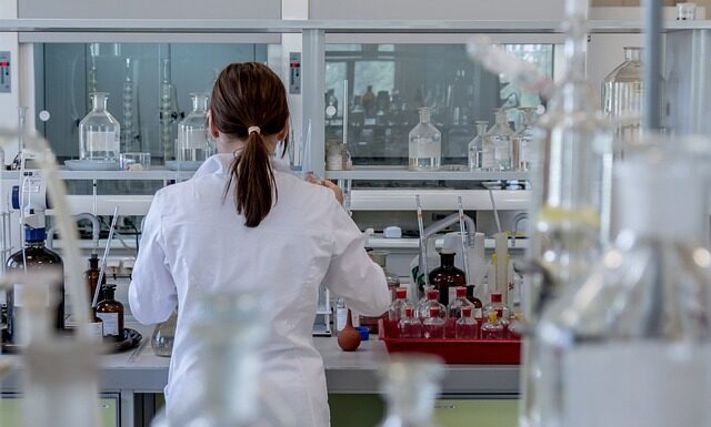 Czy lekarz może wystawić opiekę na dziecko przez telefon?