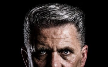 Ile zarabia prawnik w Australii?