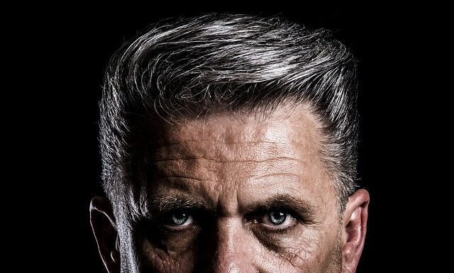 Ile zarabia prawnik w Australii?